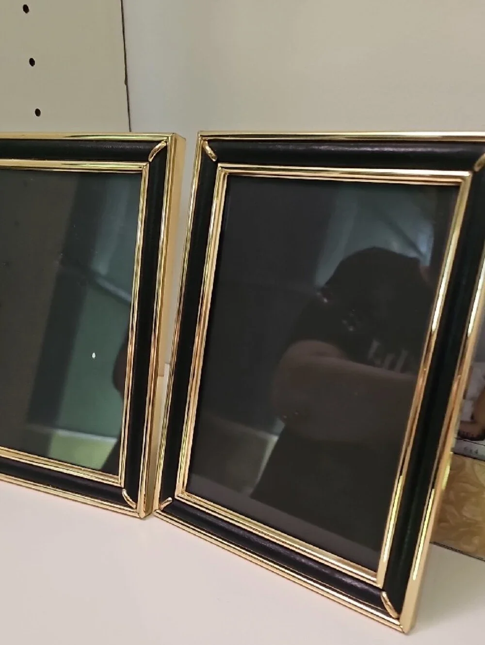 Classic Black  Leather?and Gold Picture Frame - Home Accents Vintage Like New